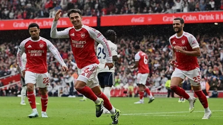 موعد مباراة آرسنال ضد أستون فيلا في الدوري الإنجليزي والقناة الناقلة