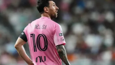 ميسي يعود إلى الملاعب عقب وفاة والده