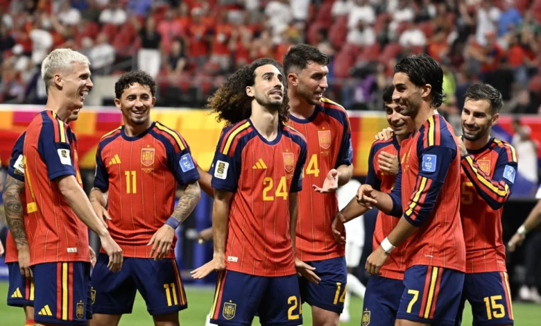 نجم برشلونة يتجنب تكرار وشم كوكوريلا ويتلاعب بشأن ألفاريز وتوريس
