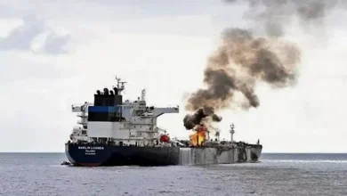 هجوم حوثي على سفينة في باب المندب يسفر عن مقتل 4 بحارة