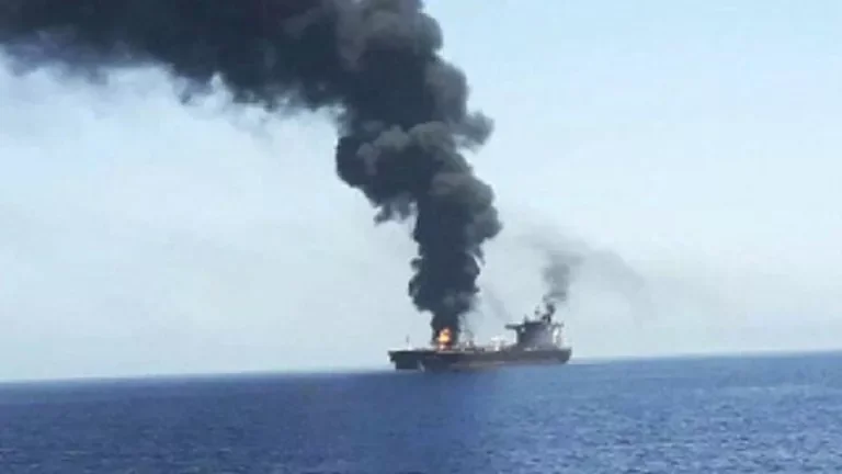 هيئة بحرية بريطانية: تقرير حول انفجار شمال شرقي خصب في عمان