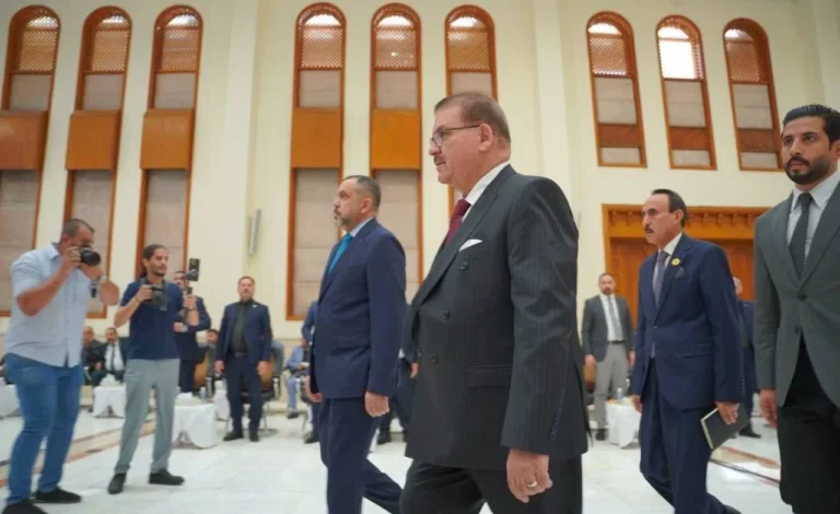 وزارة التربية تمنع استخدام مسميات "الصفوف الذهبية" في المدارس