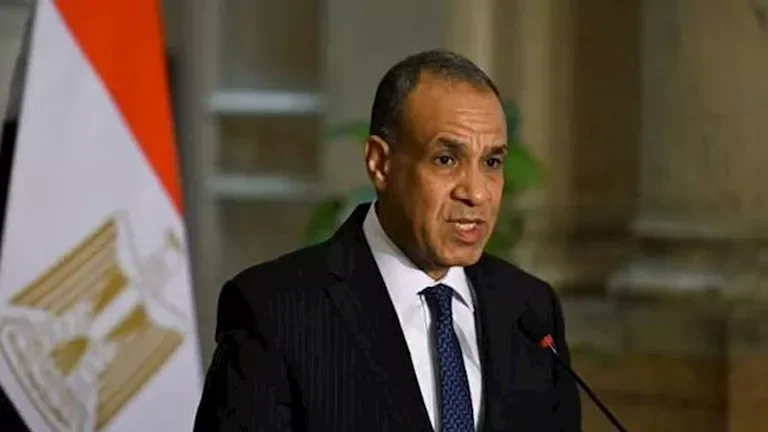 وزير الخارجية يؤكد ضرورة الالتزام باستحقاقات خطة السلام للانتقال للمرحلة الثانية