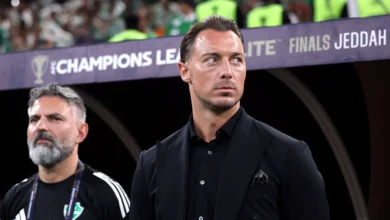 يايسله يرفع مدرب الاتحاد إلى قمة دوري روشن قبل انطلاق أول مباراة