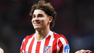 أتلتيكو مدريد يخطط لعرض جوليان ألفاريز على برشلونة في يناير
