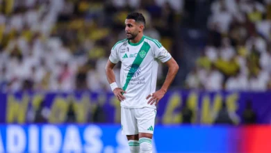 أسطورة الهلال: تباين الأداء بين هذا اللاعب ورياض محرز