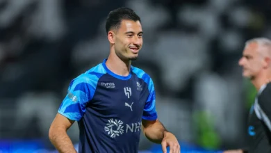 إنزاجي يسرع الخطى.. مارتينيلي يقود الهلال في مواجهة نيوم