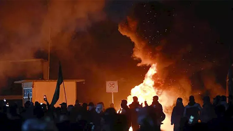 إيران تعلن عن 18 قتيلاً بينهم طفل جراء الضربات الأمريكية الأخيرة 2 d8a5d98ad8b1d8a7d986 d8aad8b9d984d986 d8b9d986 18 d982d8aad98ad984d8a7d98b d8a8d98ad986d987d985 d8b7d981d984 d8acd8b1d8a7d8a1 d8a7d984 1