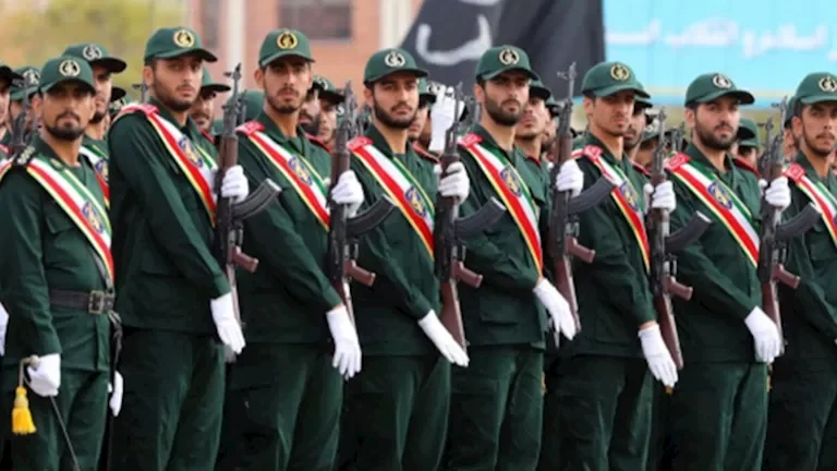الحرس الثوري الإيراني يعتقل 7 أفراد من الجماعات الكردية في العراق