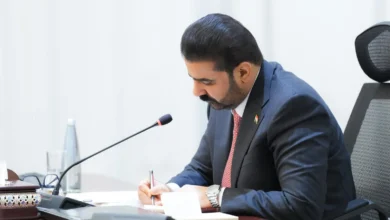 الزيدي يطلب من المالية استيعاب الخريجين القدامى وتخصيص درجات وظيفية أو تعاقدية لهم