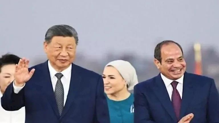 السيسي وجين بينج يدشّنان عصر تصنيع السيارات الكهربائية في مصر