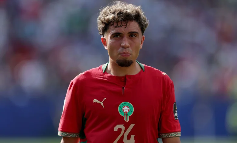 العيناوي: تأثير الصيباري وحكيمي على قراري وسر رقمي مع لايبزيج