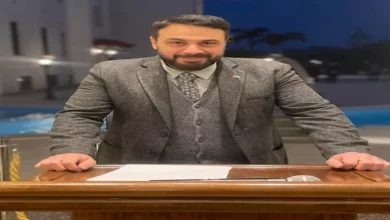 الفنان "سعيد مختار" يتعرض لطعنتين خلال جلسة رؤية في أكتوبر والمحكمة تصدر قرارها