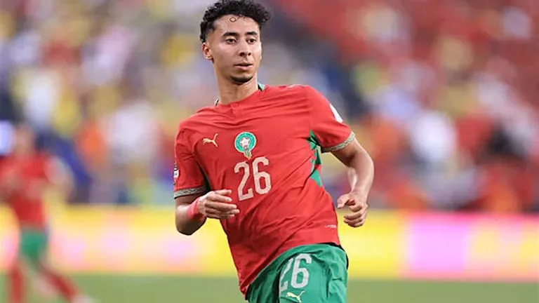 المغربي أنس صلاح الدين ينضم إلى باناثينايكوس اليوناني