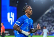 الهلال يدرس خصم نصف راتب سامرفيل في أزمة جديدة