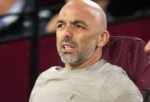 الهلال يزلزل أركان التعاون ويطيح بمدربه من منصبه