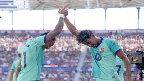 بالفيديو.. برشلونة يحقق انتصاراً ساحقاً على ليفانتي ويعزز صدارته في الدوري الإسباني