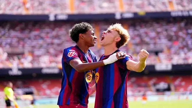 برشلونة يتفوق على فالنسيا 4-0 مع هدف ملغي في المباراة 1 برشلونة يتفوق على فالنسيا 4-0 مع هدف ملغي في المباراة