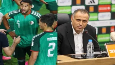 بعد مفاجآت في قائمة "محاربي الصحراء".. حمداني يتيح الفرصة لجيل جديد لخلافة محرز وماندي بشروط محددة