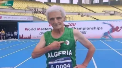 بعمر 92 عاماً، جزائري يلفت الأنظار في بطولة العالم