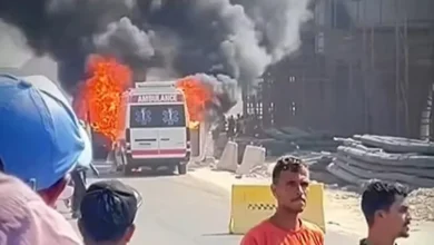 حريق يشتعل في سيارة إسعاف أثناء سيرها في البدرشين ونجاة السائق والمسعف