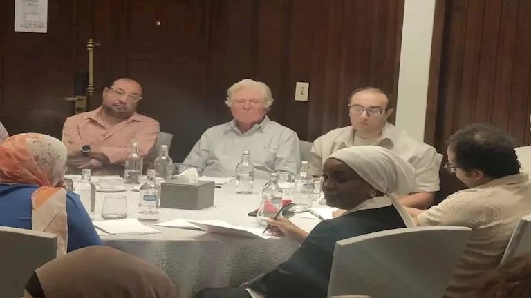 حسين فهمي: استضافة نجوم عالميين تتطلب أرقاماً خيالية تصل لـ500 ألف دولار 2 d8add8b3d98ad986 d981d987d985d98a d8a7d8b3d8aad8b6d8a7d981d8a9 d986d8acd988d985 d8b9d8a7d984d985d98ad98ad986 d8aad8aad8b7d984d8a8 d8a3 1