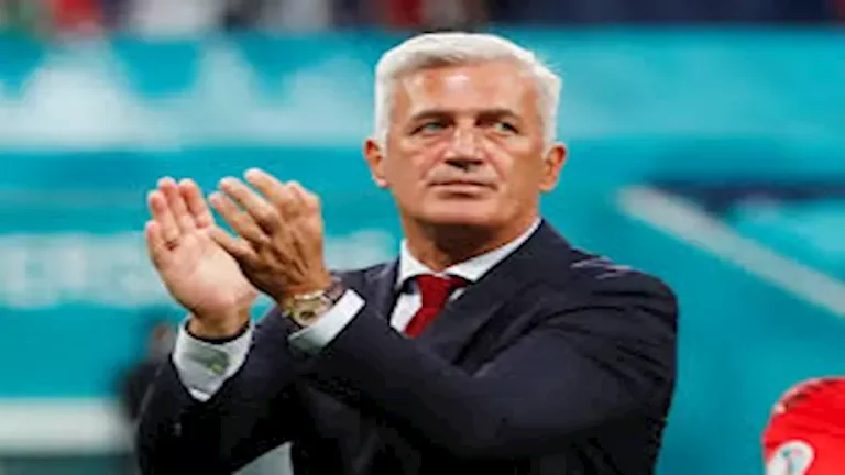 حمداني يتولى منصب المدير الفني لمنتخب الجزائر خلفا لبيتكوفيتش