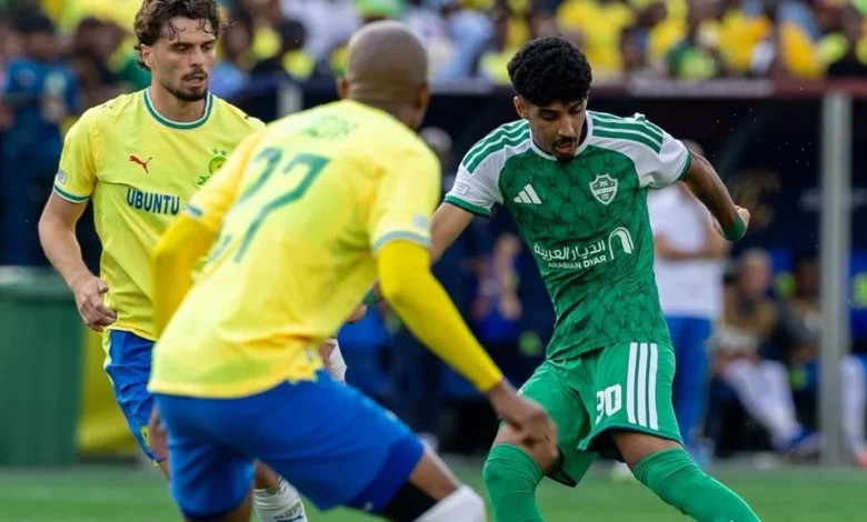 "دعوات لطرد مدرب الأهلي بعد صدمة صن داونز: أسطورة السعودية تتحدث"
