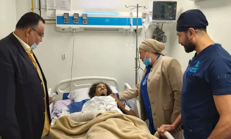 رئيس أكاديمية الفنون تلتقي طلاب معهد الموسيقى العربية بعد الحادث