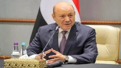 رئيس مجلس القيادة الرئاسي اليمني يدعو للتعبئة العامة لمواجهة الحوثيين