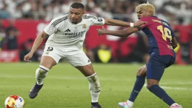 رابطة "لا ليغا" تُعلن رسميًا عن موعد الكلاسيكو بين برشلونة وريال مدريد