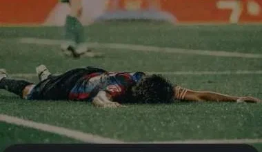 رافينيا يؤازر يامال في سباق الكرة الذهبية.. هل يرد على مبابي؟