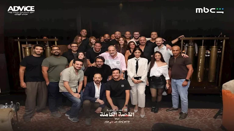 سامح سند يحتفل بعرض حكاية "ما لم يحك عن بني مزار" بالصور