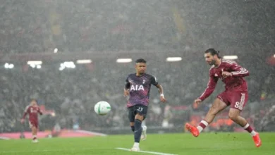 سوبوسلاي يسجل هدفاً عالمياً.. ليفربول يتجاوز توتنهام بثلاثية في كأس الرابطة