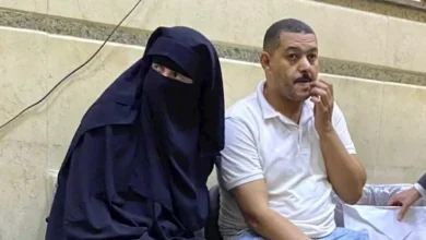 شقيقة "القاضي المزيف" تلتقيه داخل المحكمة بعد 10 سنوات من الفراق