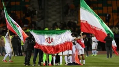 صافرة روسية تقود مباراة إيران وأوزبكستان