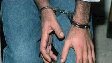 ضبط صاحب مطعم غير مرخص يستخدم منور العقار كمطبخ في الساحل