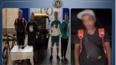 عامل توصيل في الإسكندرية يتهم سائق "توك توك" بسرقة هاتفه بعد مشاجرة بينهما