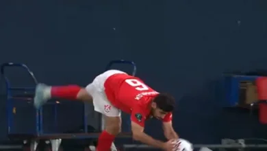 "لاعب إيراني يسجل هدفاً مذهلاً في الدوري الروسي بحركة بهلوانية"