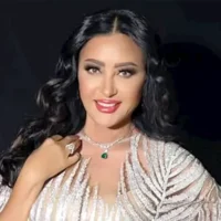 لطيفة تعبر عن سعادتها بمشاركتها في قمة الإعلام العربي 2026 - فيديو