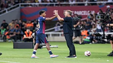 مدرب برشلونة يوضح تفاصيل إصابة لامين جمال وموقفه من مباراة فالنسيا