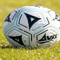 مواعيد مباريات الدوري الإنجليزي اليوم وظهور مرتقب لصلاح والقنوات الناقلة