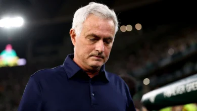مورينيو: اعتقدت أن لاعب بيتيس قد توفي أمام دكة البدلاء 2 مورينيو: اعتقدت أن لاعب بيتيس قد توفي أمام دكة البدلاء