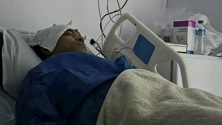 مي كساب تدعو للفنان سامح حسين بعد تعرضه لأزمة صحية ونقله المستشفى