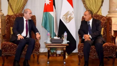 وزير الخارجية يتباحث مع نظيره الأردني حول تعزيز العلاقات والتطورات الإقليمية