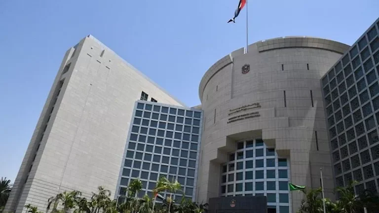 وزير الخارجية يتواصل مع رئيس وزراء قطر لبحث التطورات الإقليمية