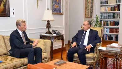 وزير الخارجية يستقبل القائم بأعمال المدير التنفيذي لبرنامج الأغذية العالمي 4 وزير الخارجية يستقبل القائم بأعمال المدير التنفيذي لبرنامج الأغذية العالمي