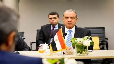 وزير الخارجية يناقش مع مدير مكتب الأمم المتحدة لخدمات المشروعات