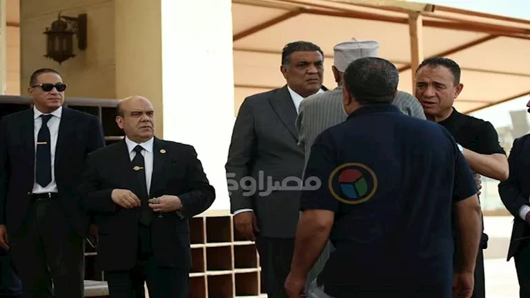 وصول جثمان المستشار أحمد الزند إلى مسجد المشير طنطاوي بحضور جماهيري كبير | فيديو وصور