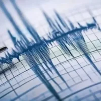 أكثر من 60 زلزالًا بقوة 4 درجات قبالة سواحل كامتشاتكا الروسية خلال أسبوع